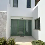 Homes Apartment *