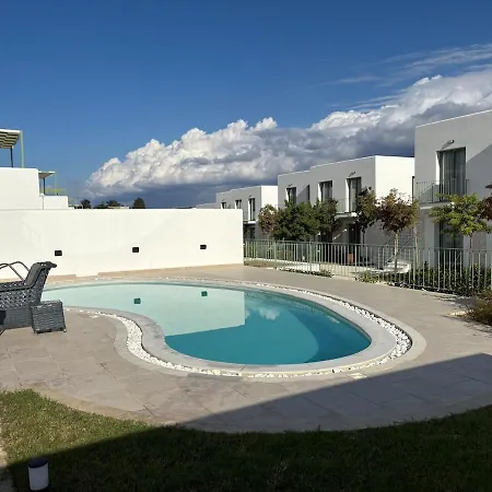 Apartment Homes *