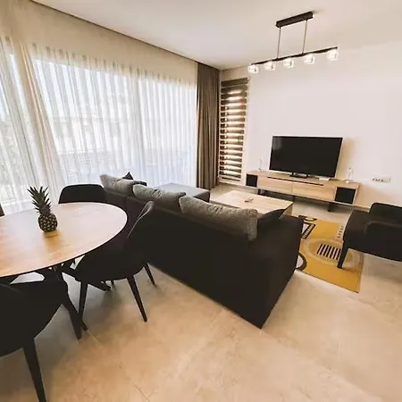 Homes Apartment *